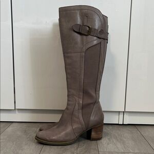 LATIGO Vintage Wash Taupe Heeled Knee High Wide Calf Boots, Size 9.5